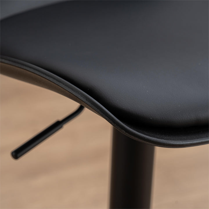 barstools-black-1909